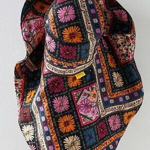 Agua bendita free people ada sun hat new with tags amazing !